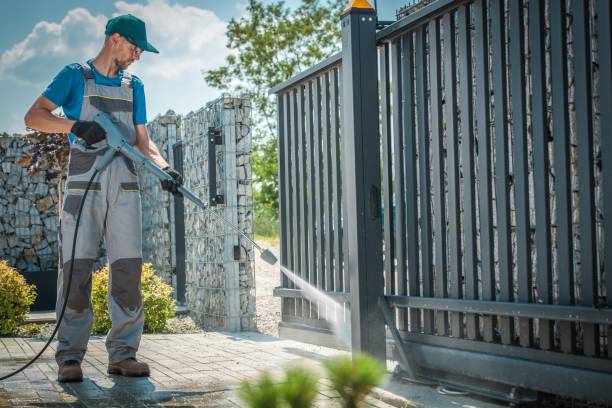 Best Fence Cleaning  in Galesville, WI